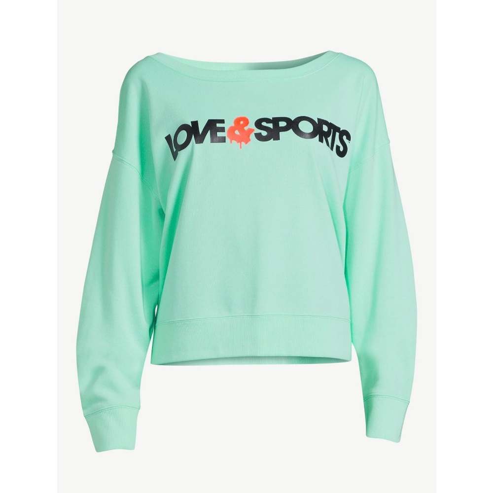 French Terry short and oversized lightweight sweatshirt with wide neckline!